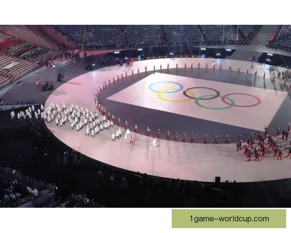 韩朝乒乓选手世纪同框自拍 获赞展现真正奥运精神